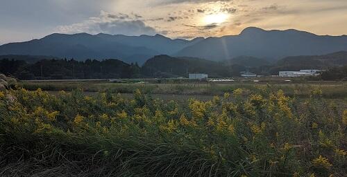 20221029経ヶ峰から摺鉢山.jpg