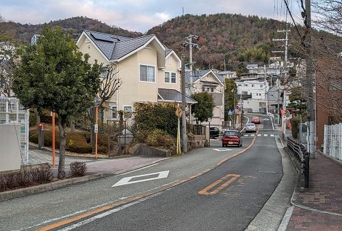 20220108釣鐘山と石切山.jpg