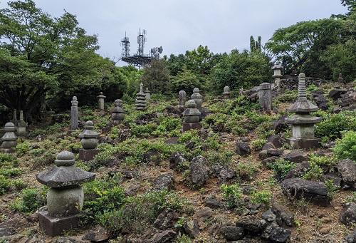 20200622金剛證寺経塚群.jpg