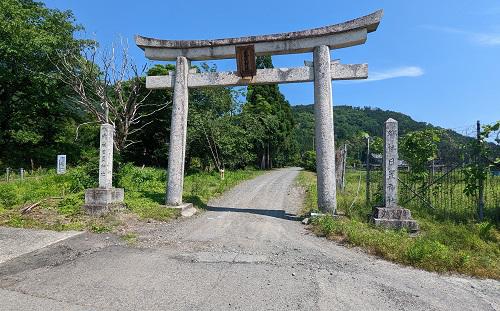 20220526日置神社の鳥居.jpg