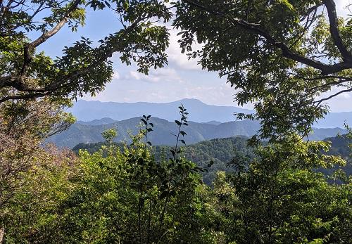 20211010朝日峯から比叡山.jpg