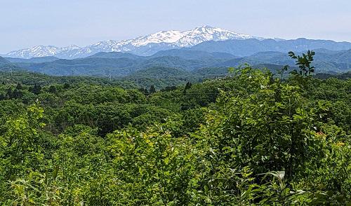 20220510清水山からの白山.jpg