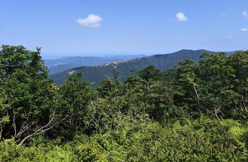 20210721武奈ヶ岳からの三十三間山.jpg