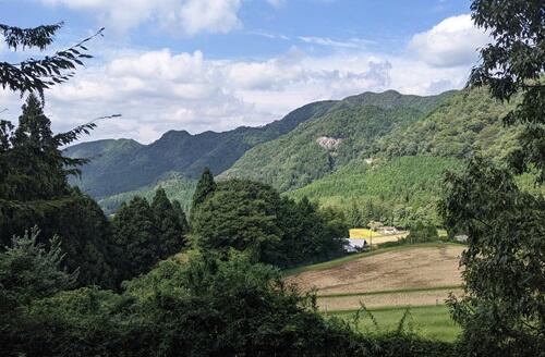 20240503高峰山と大平山方面.jpg